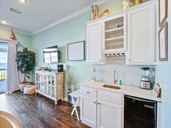 Beach Front 4 Bedroom Vacation Rental in Panama City Beach
