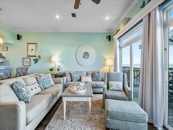 Beach Front 4 Bedroom Vacation Rental in Panama City Beach