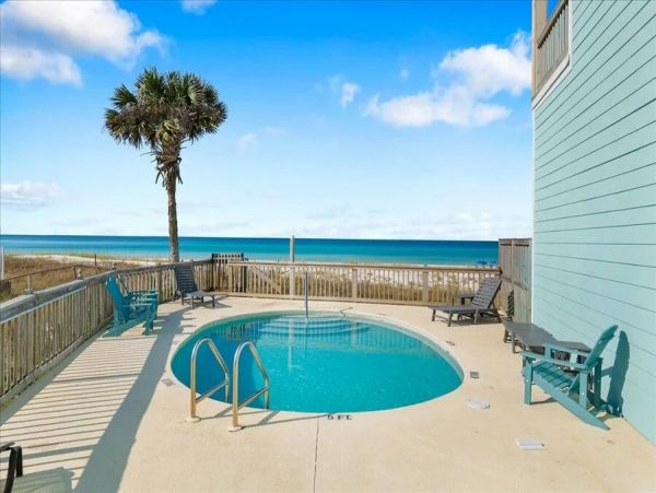Beach Front 4 Bedroom Vacation Rental in Panama City Beach