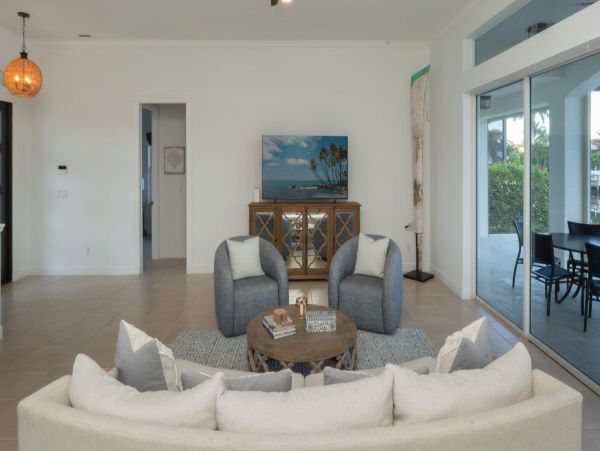 Marco Island Luxury Waterfront Vacation Rental with Private Pool