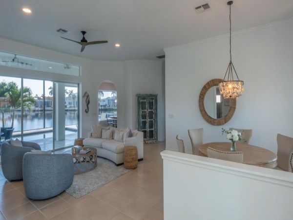 Marco Island Luxury Waterfront Vacation Rental with Private Pool