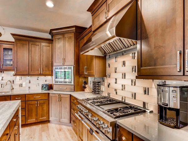Beautiful Five Bedroom Minutes from Peak 8 Base