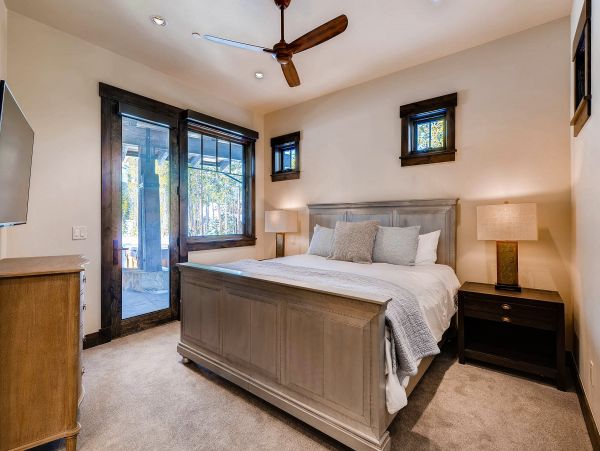  High Alpine King Suite