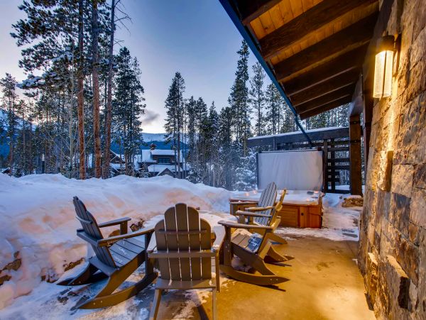  Private outdoor hot tub and patio off of the mid-level living area and rec room