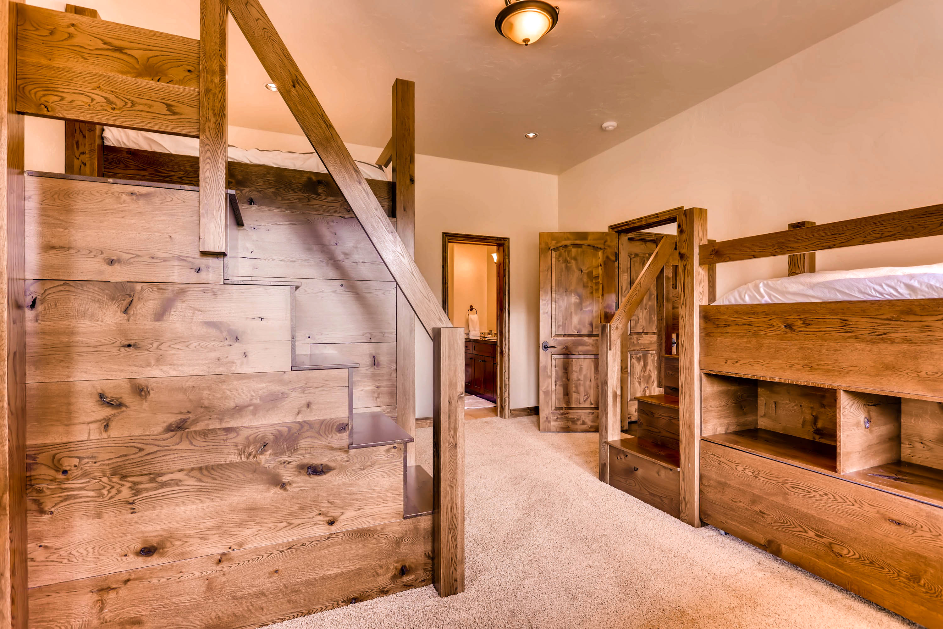 Breckenridge Home 937150 Breckenridge Home 937150
