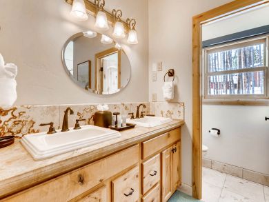Breckenridge Home 937154