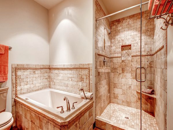 Luxury 4 Bedroom Vacation Rental with Private Spa