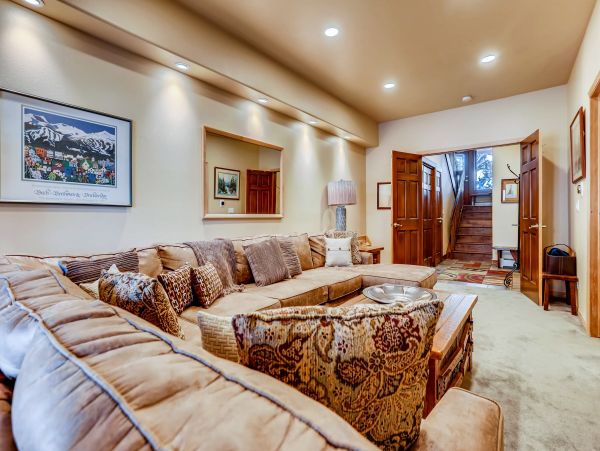 Breckenridge Vacation Home Mountain Views Four Bedrooms