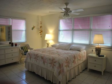Bayfront Five Bedroom Vacation Rental in Islamorada