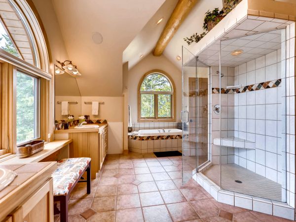 Breckenridge Vacation Lodge Four Bedroom Mountain Views