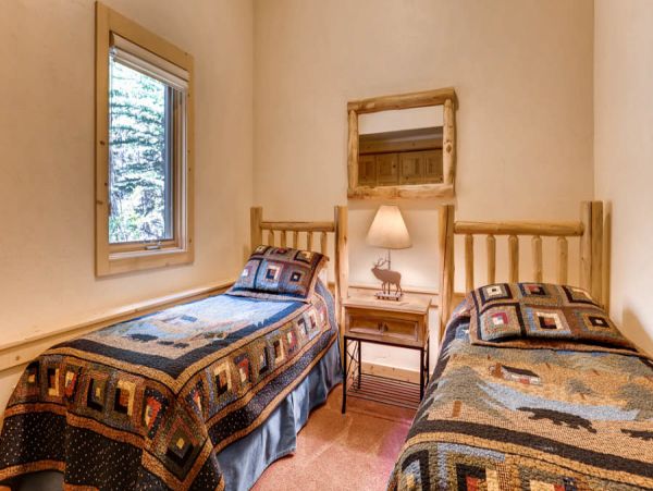 Breckenridge Vacation Lodge Four Bedroom Mountain Views