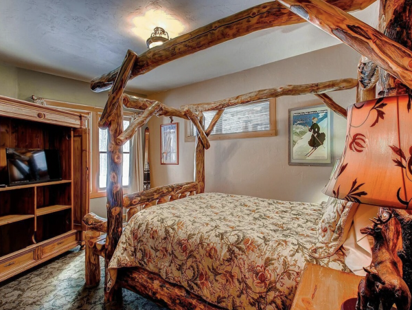 Exceptional Ski in Ski Out Breckinridge Vacation Rental