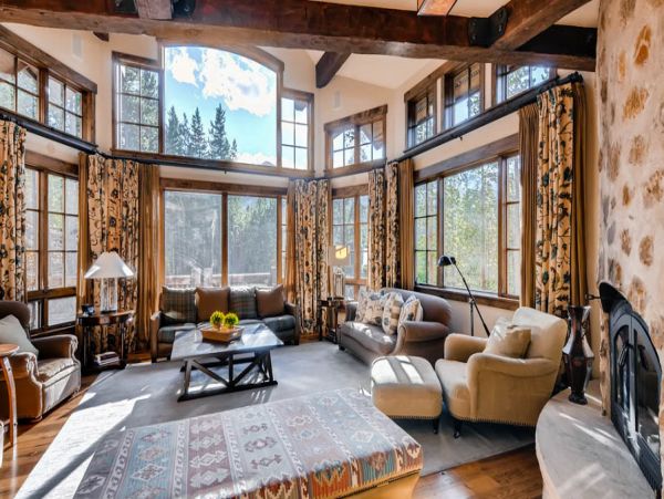 Luxury 8 Bedroom Vacation Home in Breckenridge Sleeps 18