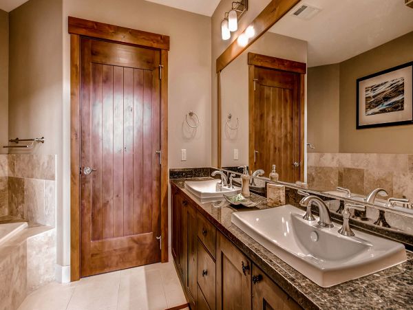 Breckenridge Vacation Home Three Bedroom Mountain Views