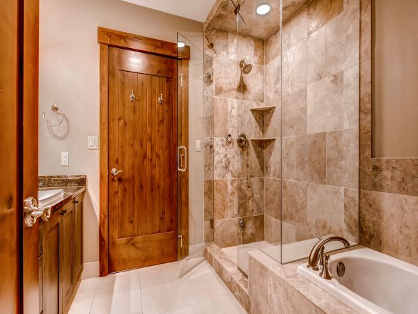 Breckenridge Vacation Home Three Bedroom Mountain Views