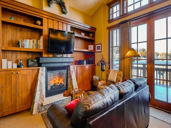 Breckenridge Vacation Home Three Bedroom Mountain Views
