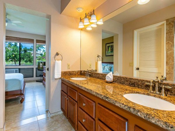 Wailea Luxury Vacation Rental Sleeps Four Guests