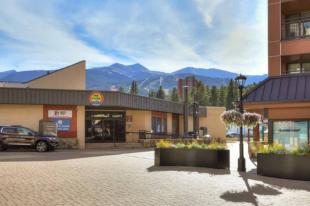 Breckenridge Home 937227 Breckenridge Home 937227