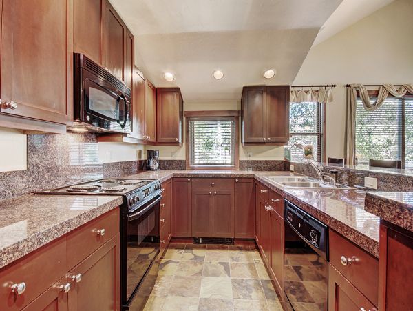 Perfect Pairing of Luxury and Location