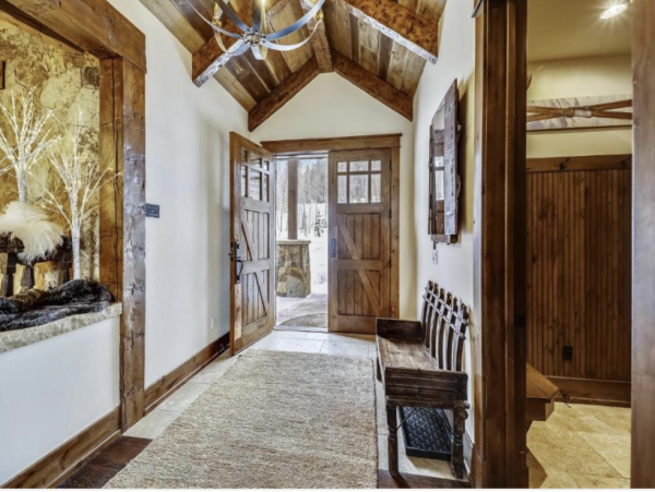 Luxury Five Bedroom Mountain Residence.