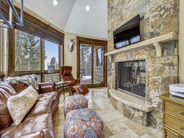 Luxury Five Bedroom Mountain Residence.