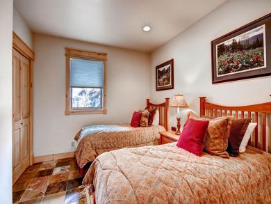 Breckenridge Home 937262 Breckenridge Home 937262