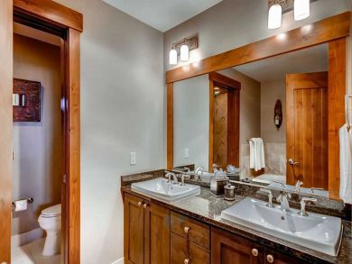 Breckenridge Home 937270 Breckenridge Home 937270