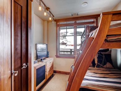 Breckenridge Home 937270 Breckenridge Home 937270