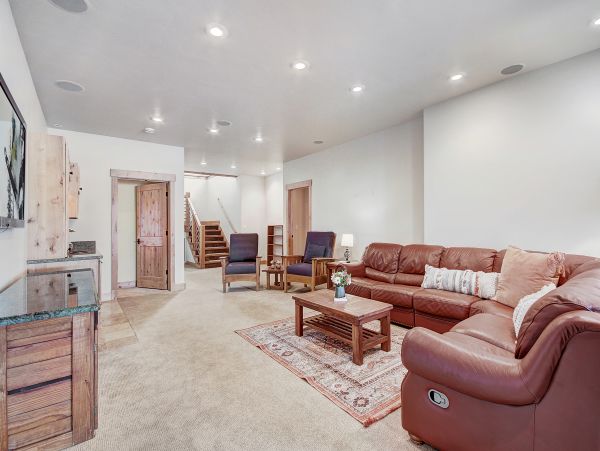 Luxury Five Bedroom Breckenridge Vacation Home 12 Guests