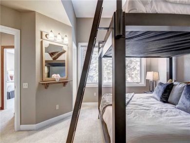 Breckenridge Home 937283 Breckenridge Home 937283