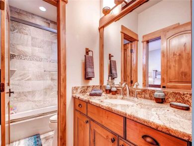 Breckenridge Home 937292 Breckenridge Home 937292