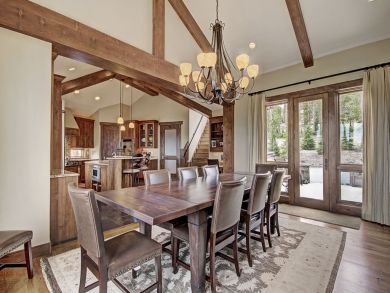 Breckenridge Home 937299 Breckenridge Home 937299