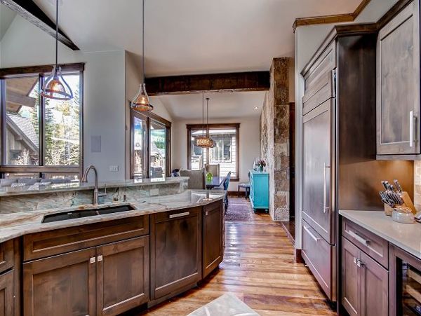 Luxury  Four Bedroom Vacation Home in Breckenridge