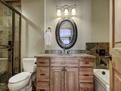 Breckenridge Four Bedroom Home With Mountain Views Sleeps 16