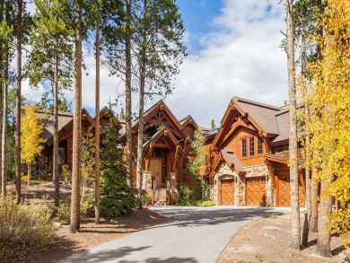 Walk to Lifts and Private Hot Tub
