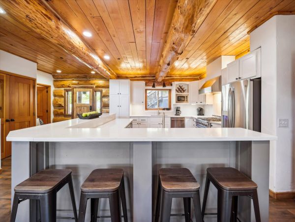 Luxury Breckenridge 6 Bedroom Home Sleeps 12