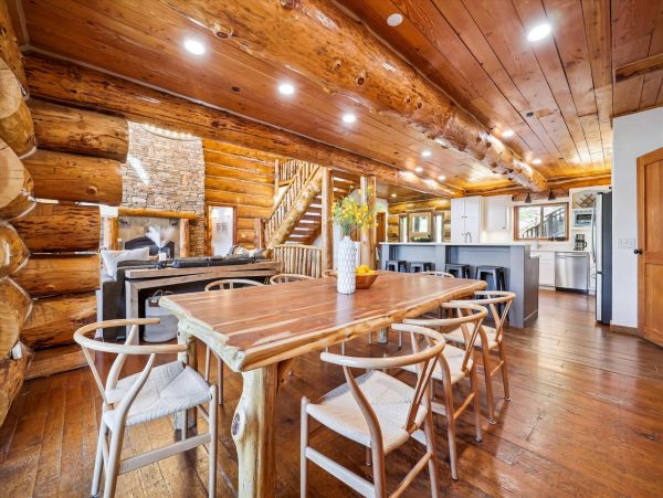 Luxury Breckenridge 6 Bedroom Home Sleeps 12