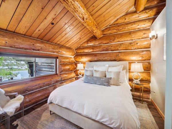 Luxury Breckenridge 6 Bedroom Home Sleeps 12