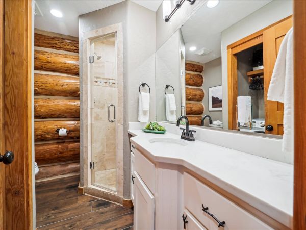 Luxury Breckenridge 6 Bedroom Home Sleeps 12