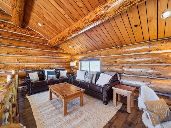 Luxury Breckenridge 6 Bedroom Home Sleeps 12