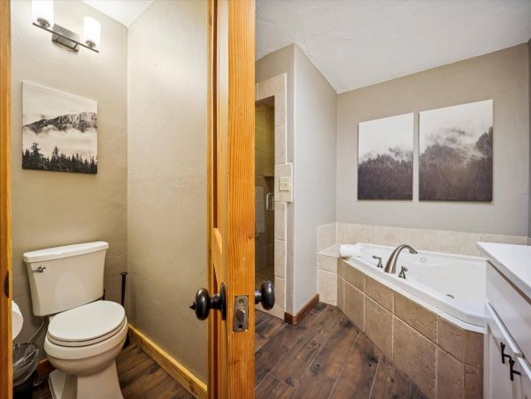 Luxury Breckenridge 6 Bedroom Home Sleeps 12