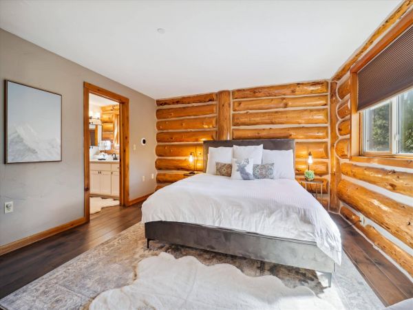 Luxury Breckenridge 6 Bedroom Home Sleeps 12