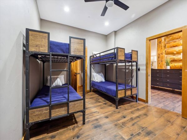 Luxury Breckenridge 6 Bedroom Home Sleeps 12