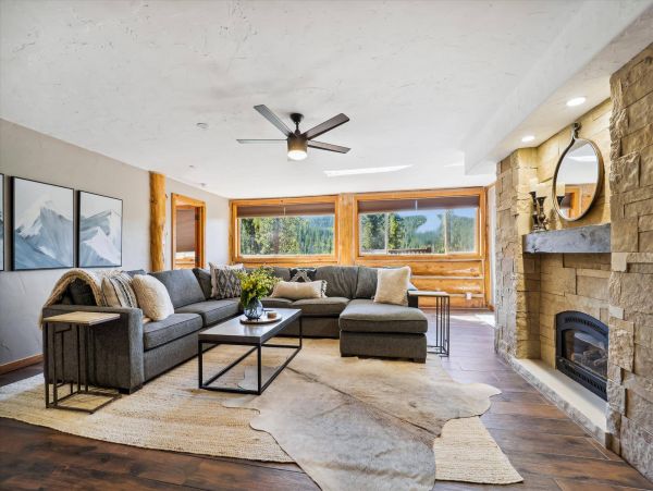 Luxury Breckenridge 6 Bedroom Home Sleeps 12