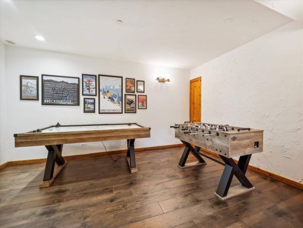 Luxury Breckenridge 6 Bedroom Home Sleeps 12