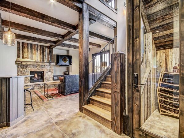 Luxury Six Bedroom Mountain Home in Breckenridge Sleeps 14