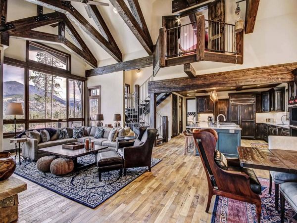 Luxury Six Bedroom Mountain Home in Breckenridge Sleeps 14