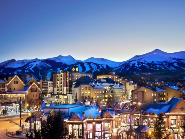 Luxury Six Bedroom Mountain Home in Breckenridge Sleeps 14