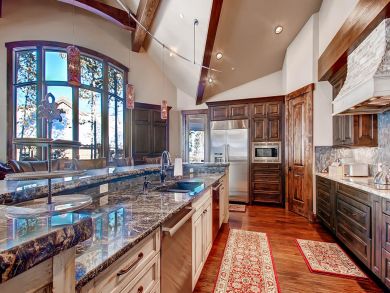 Luxury Six Bedroom Breckenridge Vacation Home