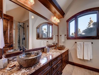 Luxury Six Bedroom Breckenridge Vacation Home